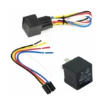 Automobilové relé s 12V napájaním Automobilové relé s 12V napájaním